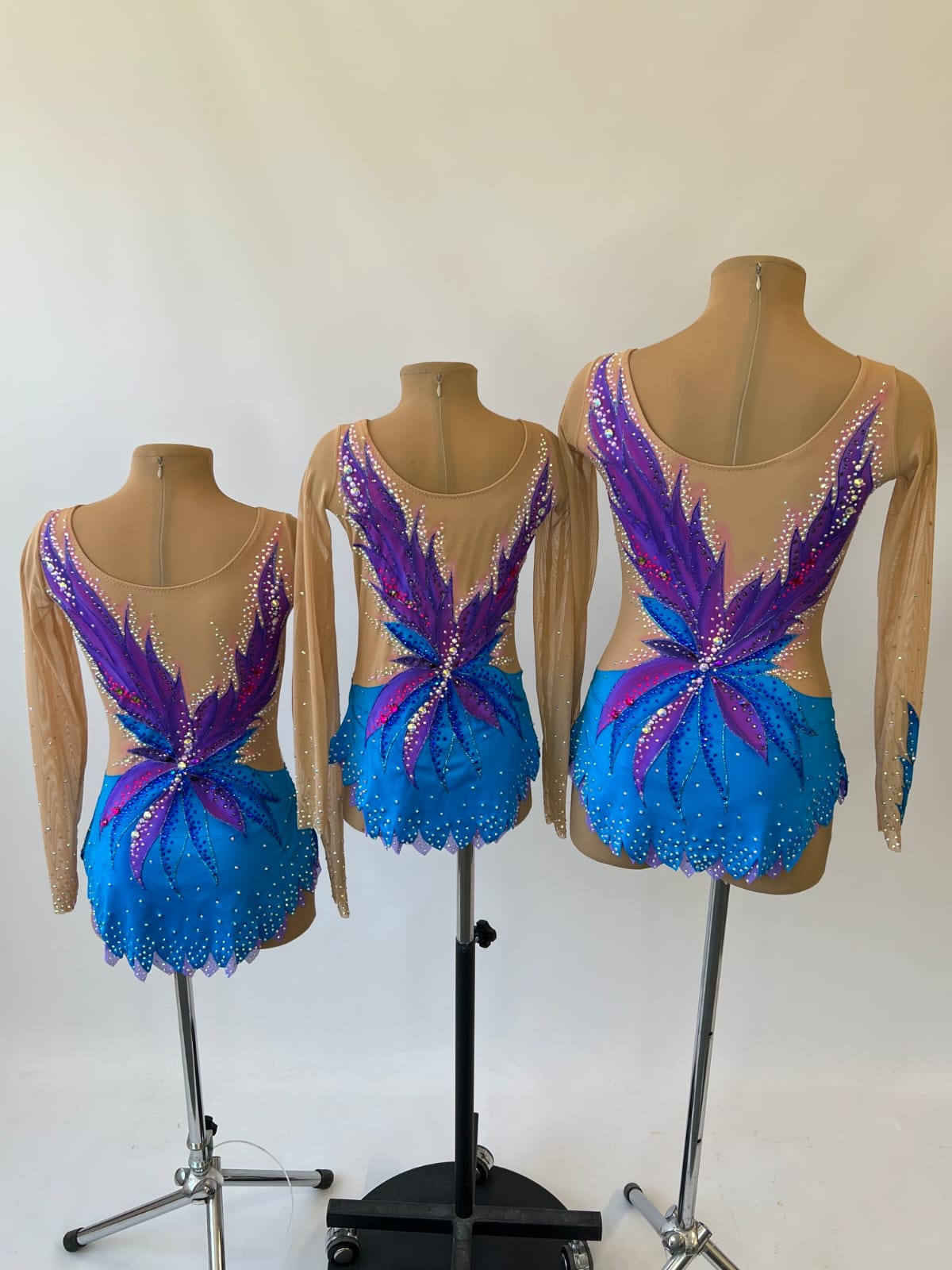 Janthe - 28, 32 & 32